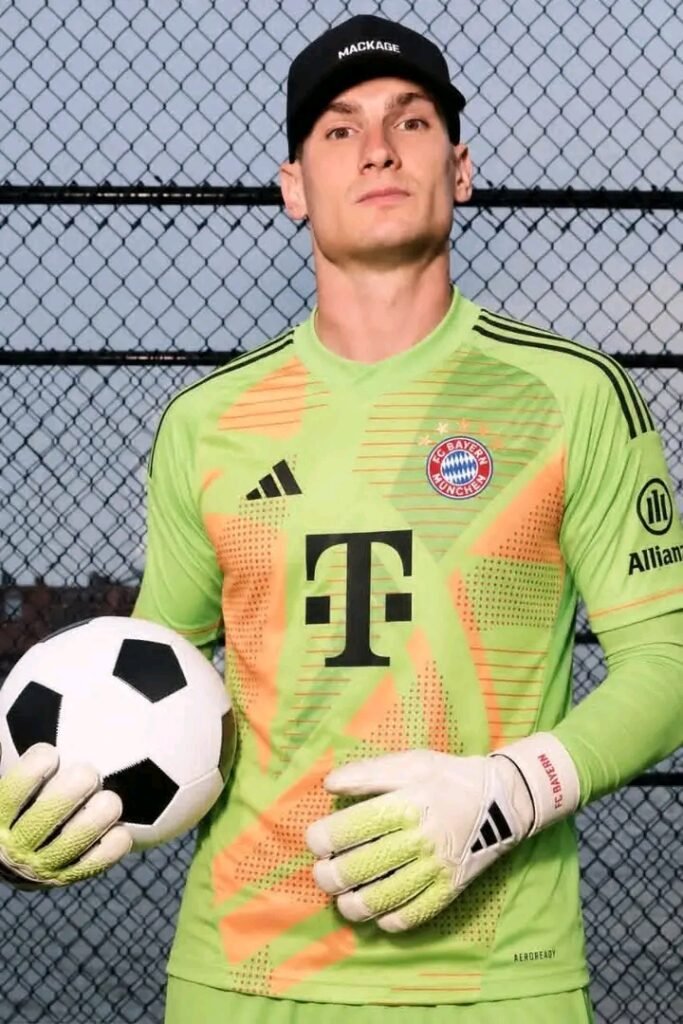 Perfekt? Bayern München und Dominik Livaković – kommt der neue Mann für das Bayern-Tor?