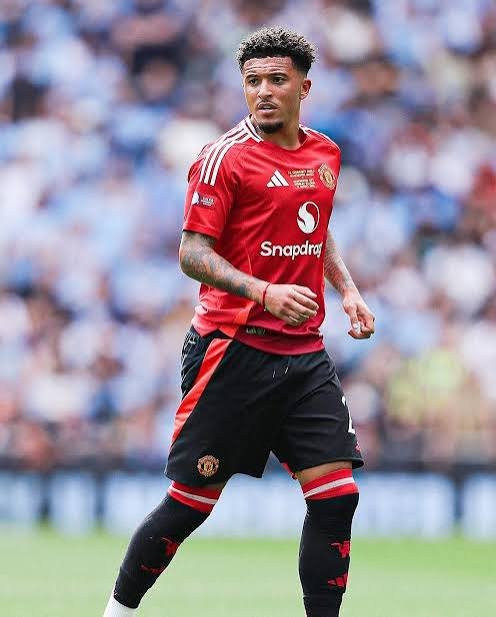 DONE DEAL: Wolverhampton Wanderers have reportedly made a major statement of intent by moving decisively to secure the future of highly rated forward Jadon Sancho, with the club said to have agreed a new contract with the talented attacker despite growing interest from rival clubs.